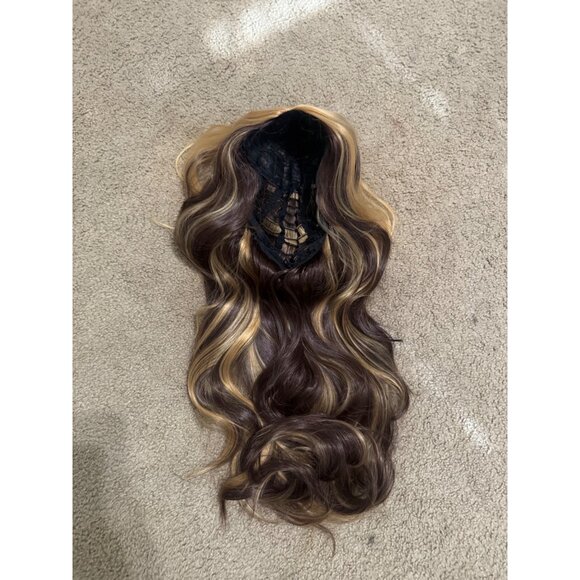 NEW 28 inch Long Ombre brown glueless wig - Picture 7 of 7